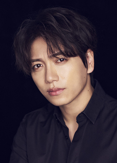 山崎育三郎 写真